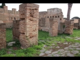 02781 ostia - regio v - insula vi - edificio (v,vi,2) - via del sole - bli ri suedosten - 01-2024.jpg